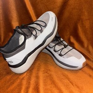 Cabelas World Wide Sportsman Shoe sneaker sandal men’s 10